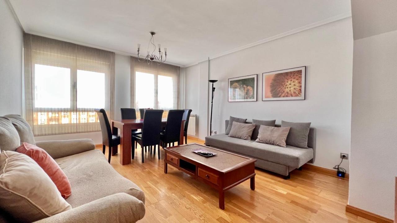 Apartament Housingleon - Conde Duplex Con Garaje Gratuito Zewnętrze zdjęcie