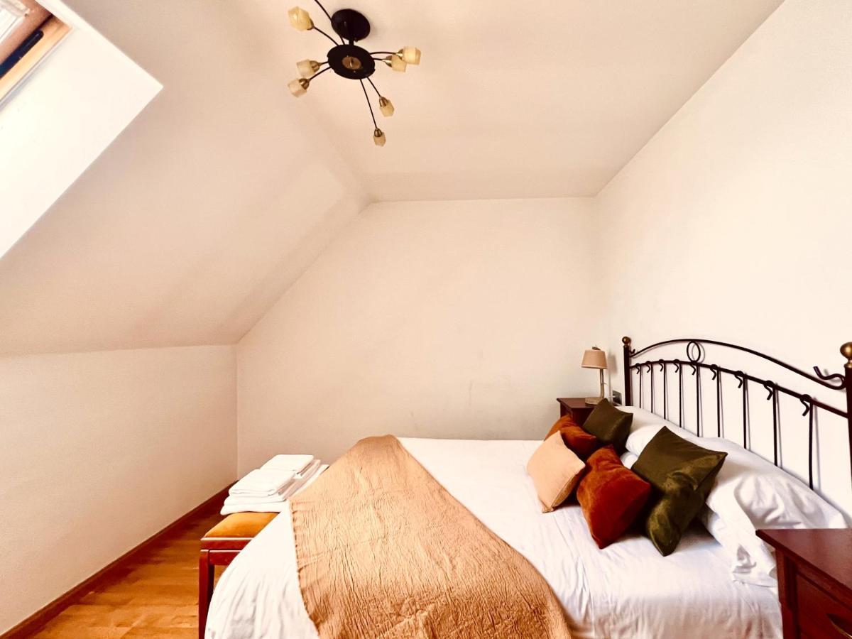 Apartament Housingleon - Conde Duplex Con Garaje Gratuito Zewnętrze zdjęcie