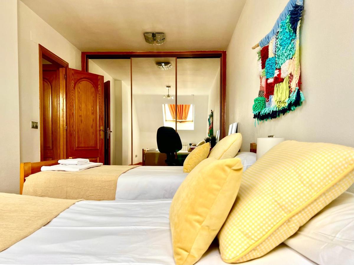 Apartament Housingleon - Conde Duplex Con Garaje Gratuito Zewnętrze zdjęcie